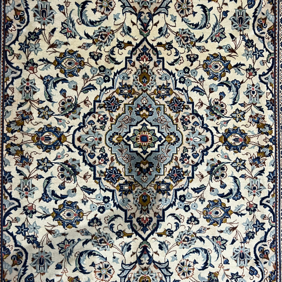295 x 193 cm Hand-Knotted Persian Nain Ivory Wool Rug