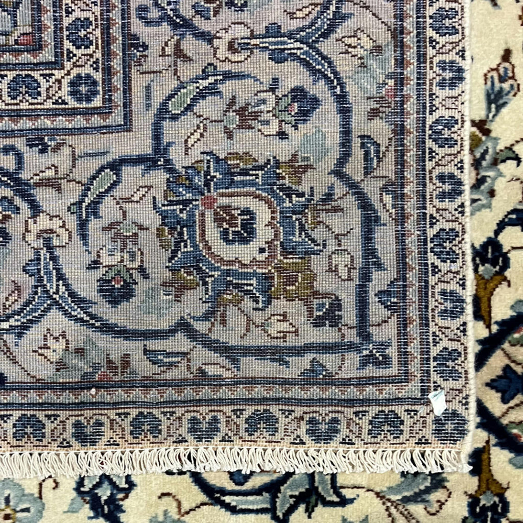 295 x 193 cm Hand-Knotted Persian Nain Ivory Wool Rug
