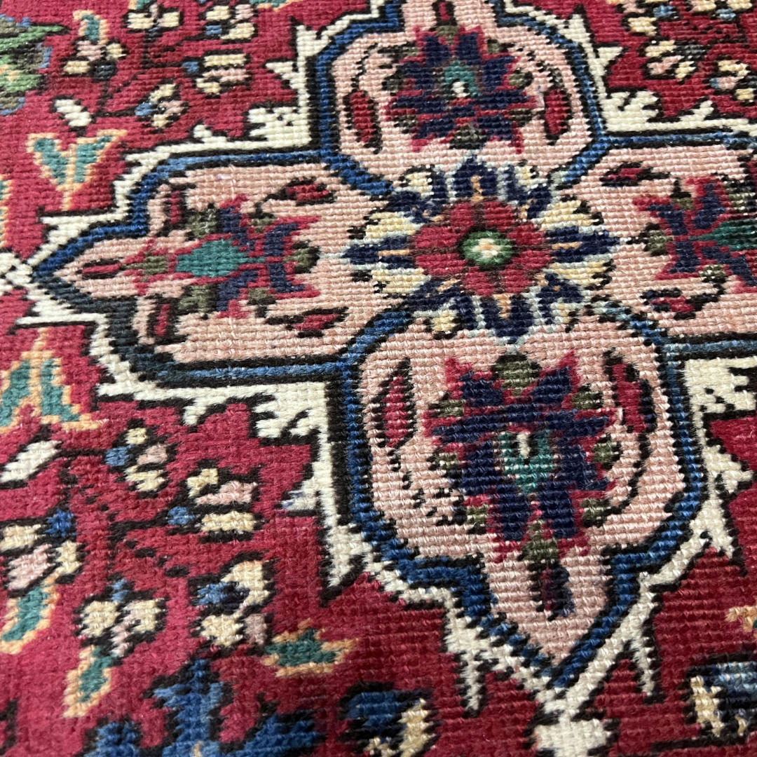 290 x 195 cm Hand-Knotted Persian Mashad Wool Rug