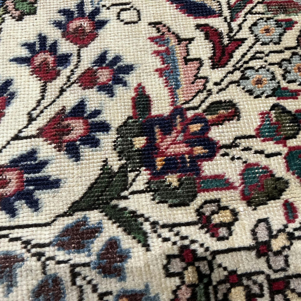 290 x 195 cm Hand-Knotted Persian Mashad Wool Rug