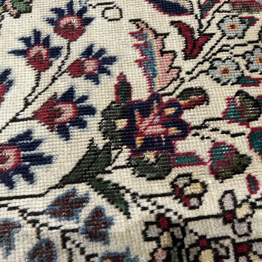 290 x 195 cm Hand-Knotted Persian Mashad Wool Rug