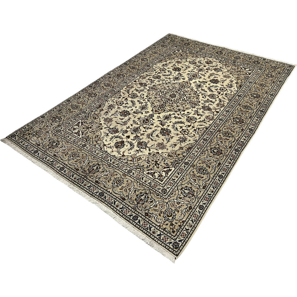 285 x 190 cm Hand-Knotted Persian Cream Kashan Wool Rug