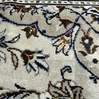 285 x 190 cm Hand-Knotted Persian Cream Kashan Wool Rug