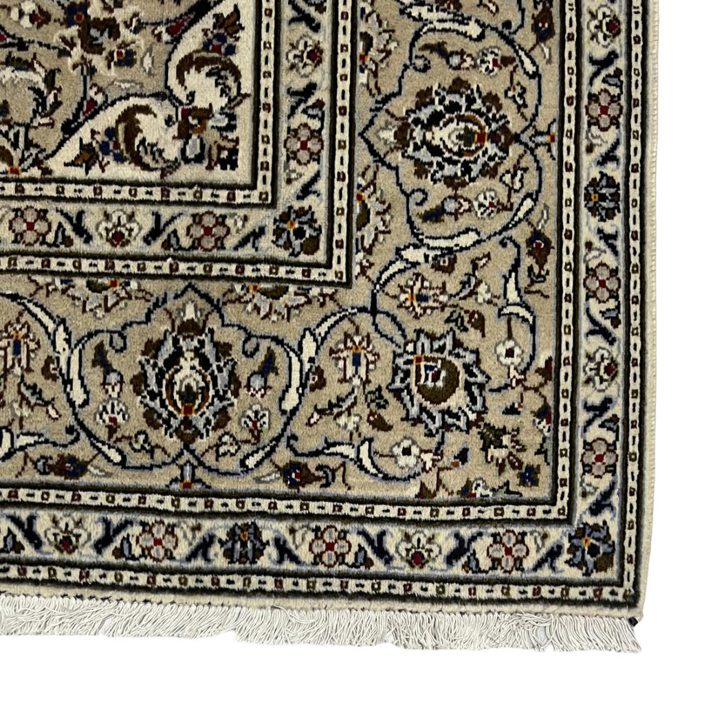 285 x 190 cm Hand-Knotted Persian Cream Kashan Wool Rug
