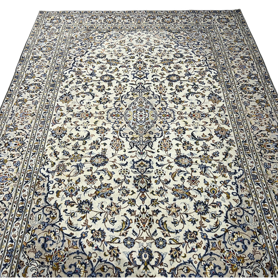 310 x 212 cm Hand-Knotted Persian Cream Kashan Rug
