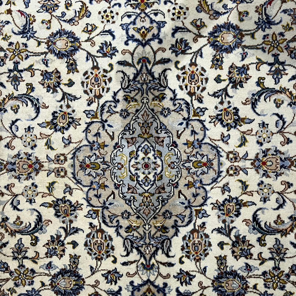 310 x 212 cm Hand-Knotted Persian Cream Kashan Rug