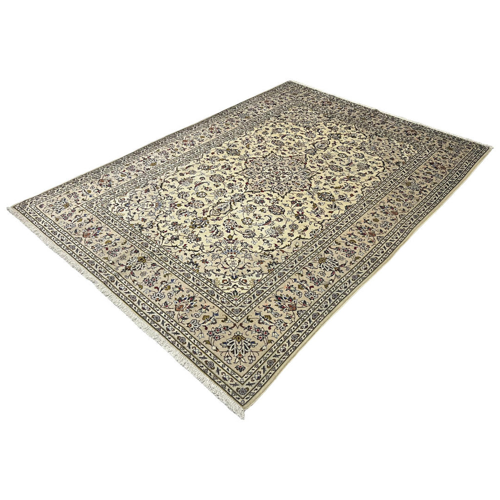 290 x 198 cm Hand-Knotted Persian Cream Kashan Wool Rug