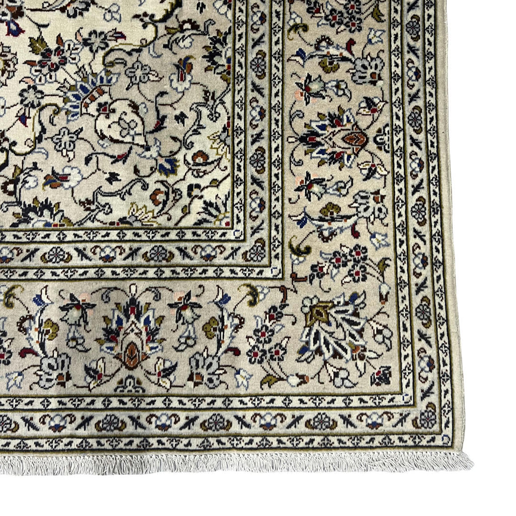 290 x 198 cm Hand-Knotted Persian Cream Kashan Wool Rug