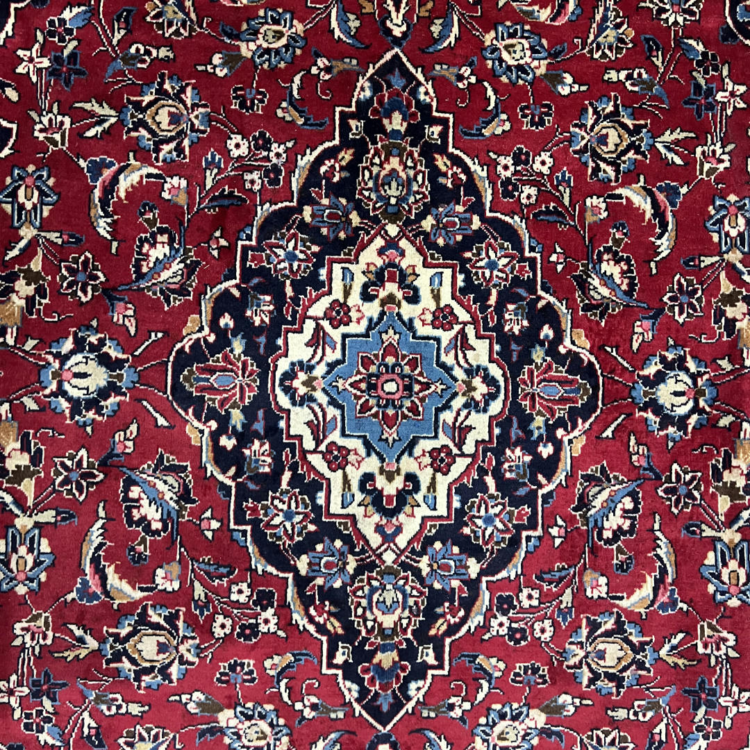 305 x 190 cm Hand-Knotted Persian Kashan Wool Rug