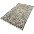 305 x 197 cm Hand-Knotted Persian Nain Wool Rug