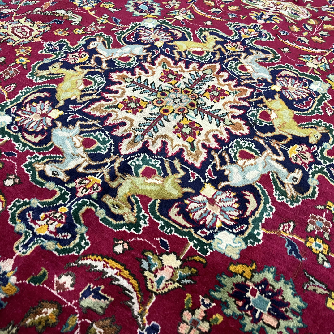 290 x 200 cm Hand-Knotted Persian Tabriz Hunting Scene Rug