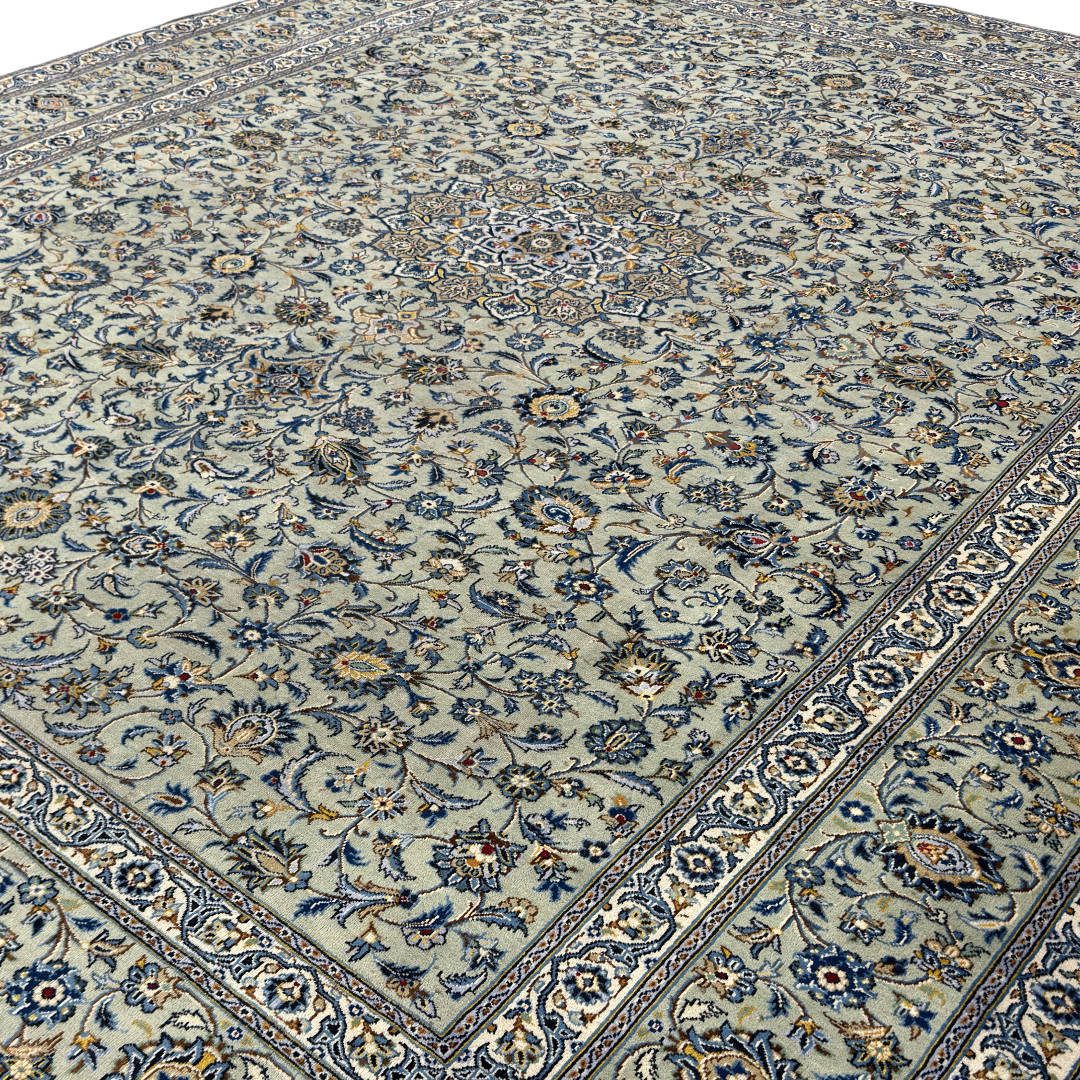 397 x 326 cm Hand-Knotted Persian Kashan Rug, Green