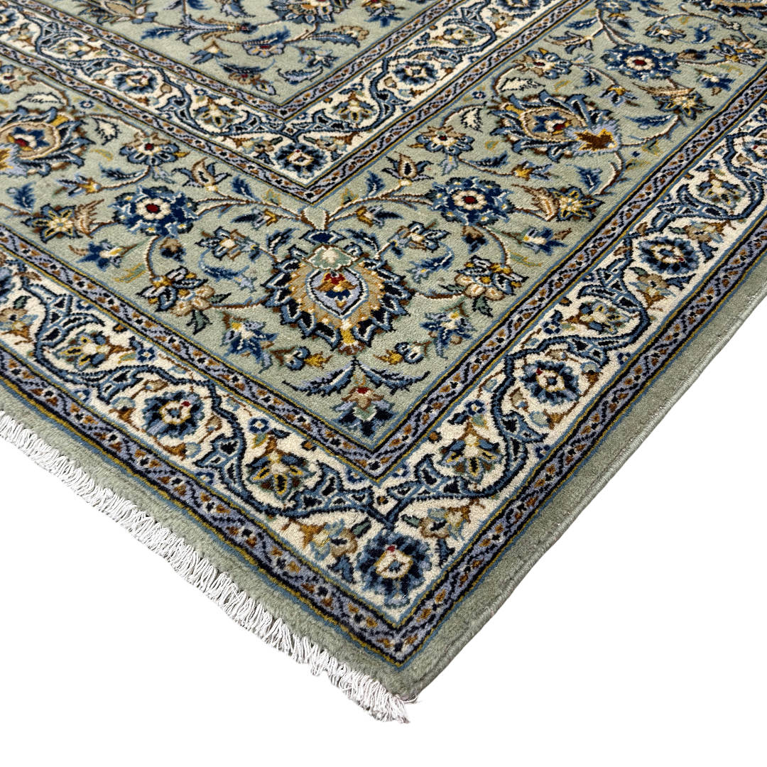 397 x 326 cm Hand-Knotted Persian Kashan Rug, Green
