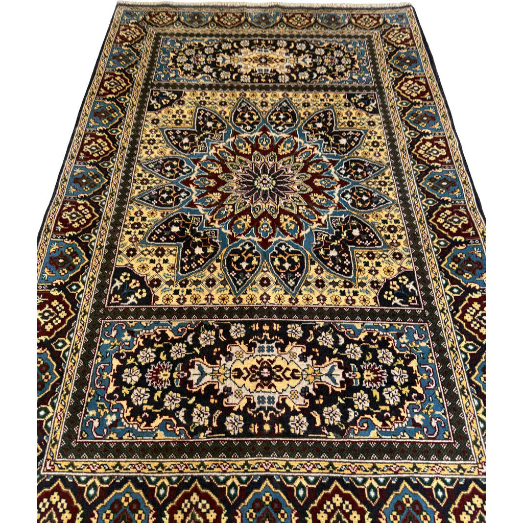 185 x 124 cm Hand-Knotted Afghan Mamluk Wool Rug