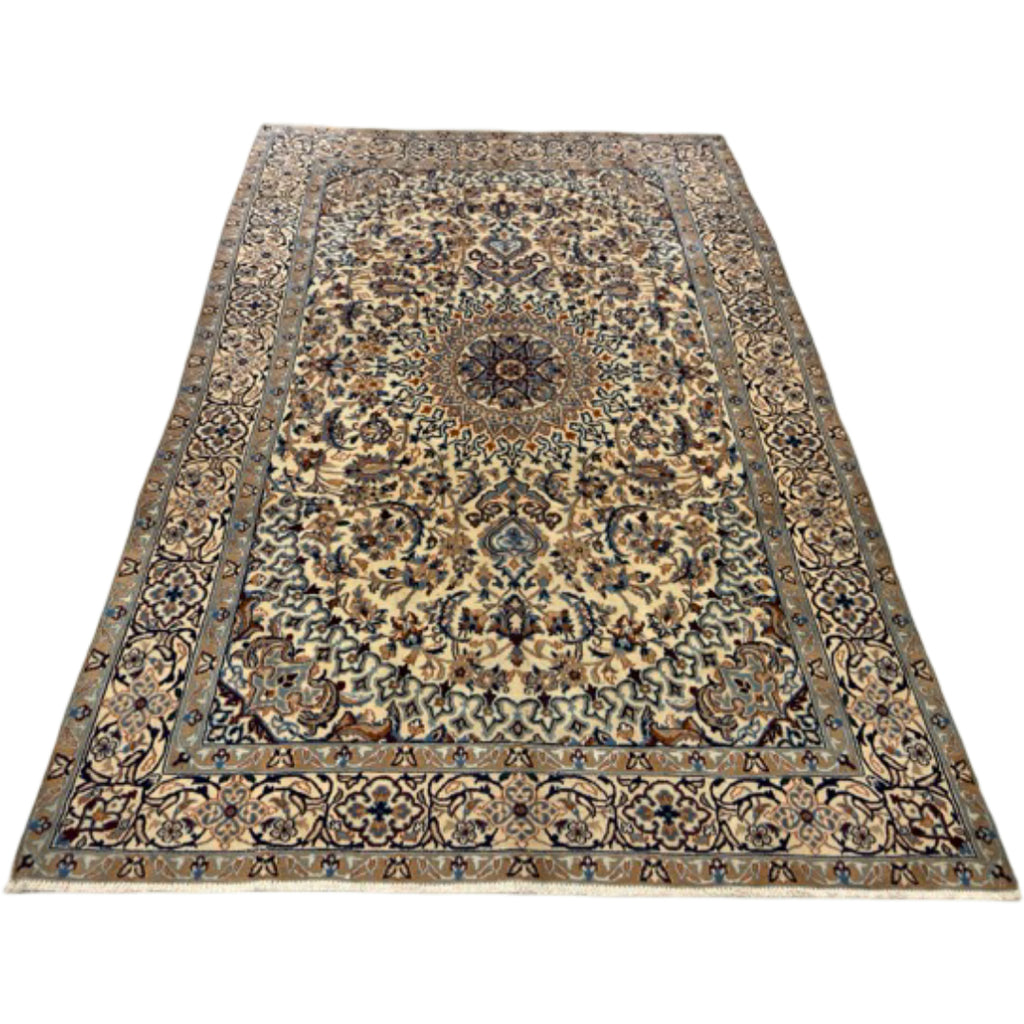 290 x 190 cm Hand Knotted Persian Nain Rug – Ivory & Blue Floral Medallion