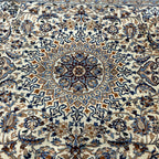 290 x 190 cm Hand Knotted Persian Nain Rug – Ivory & Blue Floral Medallion