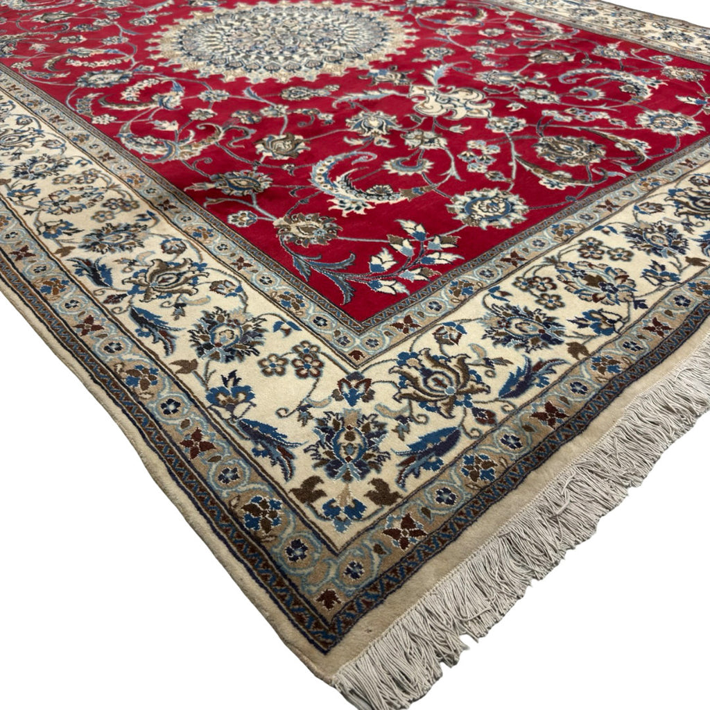 333 x 244 cm Fine Persian Silk Nain Nohla Rug – Red Field with Ivory & Blue Medallion