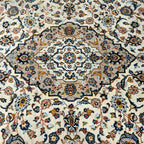 276 × 176 cm Persian Kashan Hand-Knotted Rug