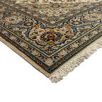 276 × 176 cm Persian Kashan Hand-Knotted Rug