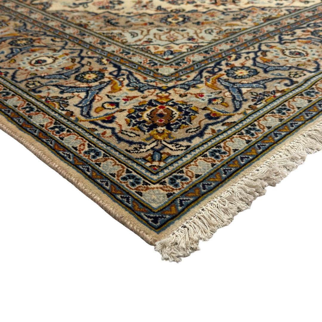 276 × 176 cm Persian Kashan Hand-Knotted Rug