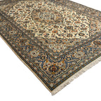 276 × 176 cm Persian Kashan Hand-Knotted Rug