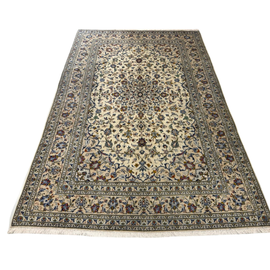 302 x 193 cm Hand Knotted Persian Wool Kashan Rug – Ardakan Design