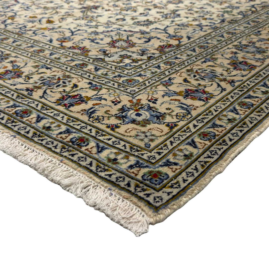 302 x 193 cm Hand Knotted Persian Wool Kashan Rug – Ardakan Design