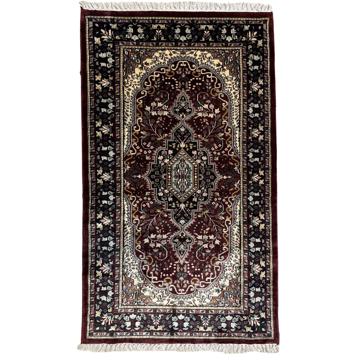 153 x 90 cm Hand Knotted Indian Silk Jaipur Oriental Rug