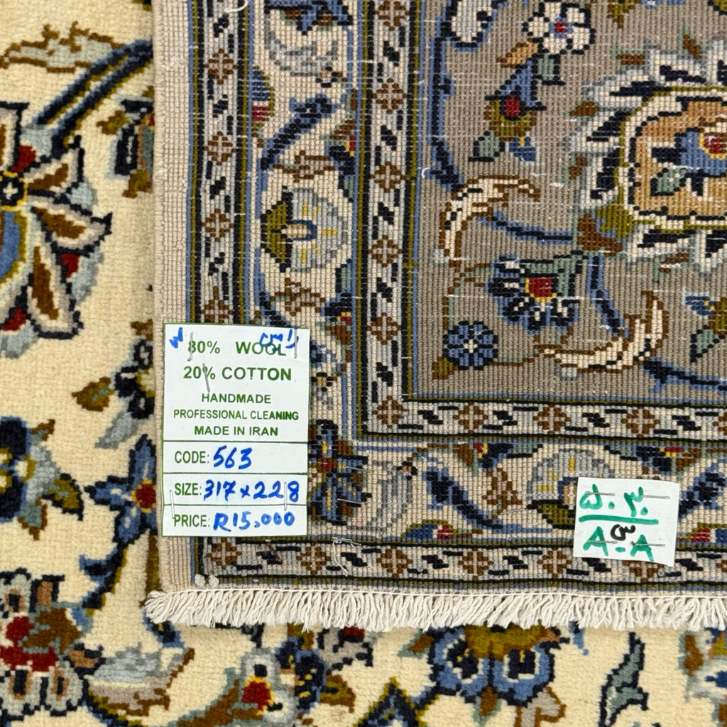 317 x 228 cm Hand Knotted Persian Grey & Ivory Kashan Rug