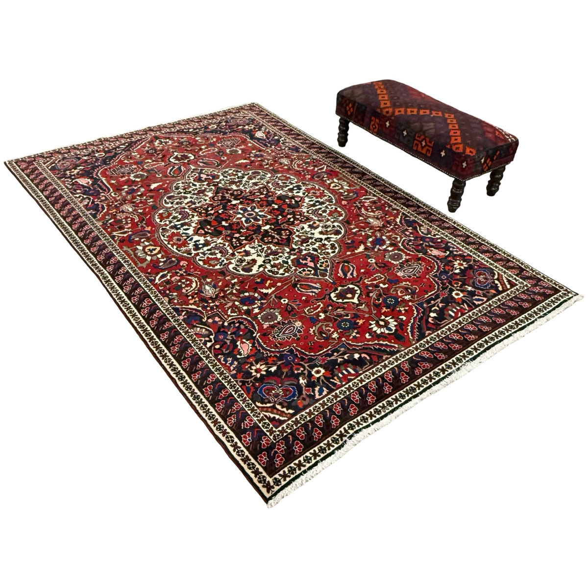 320 x 210 cm Red Vintage Persian Bakhtiar – Full Bloom Rug