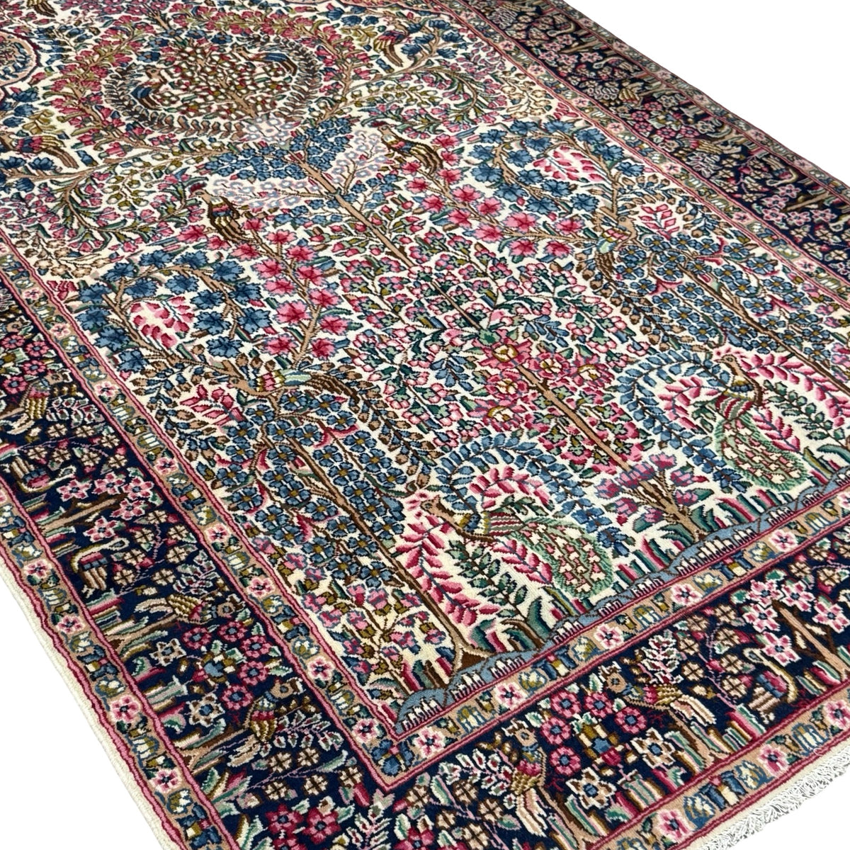 255 x 150 cm Antique Laver Kerman – A Thousand Flowers Rug