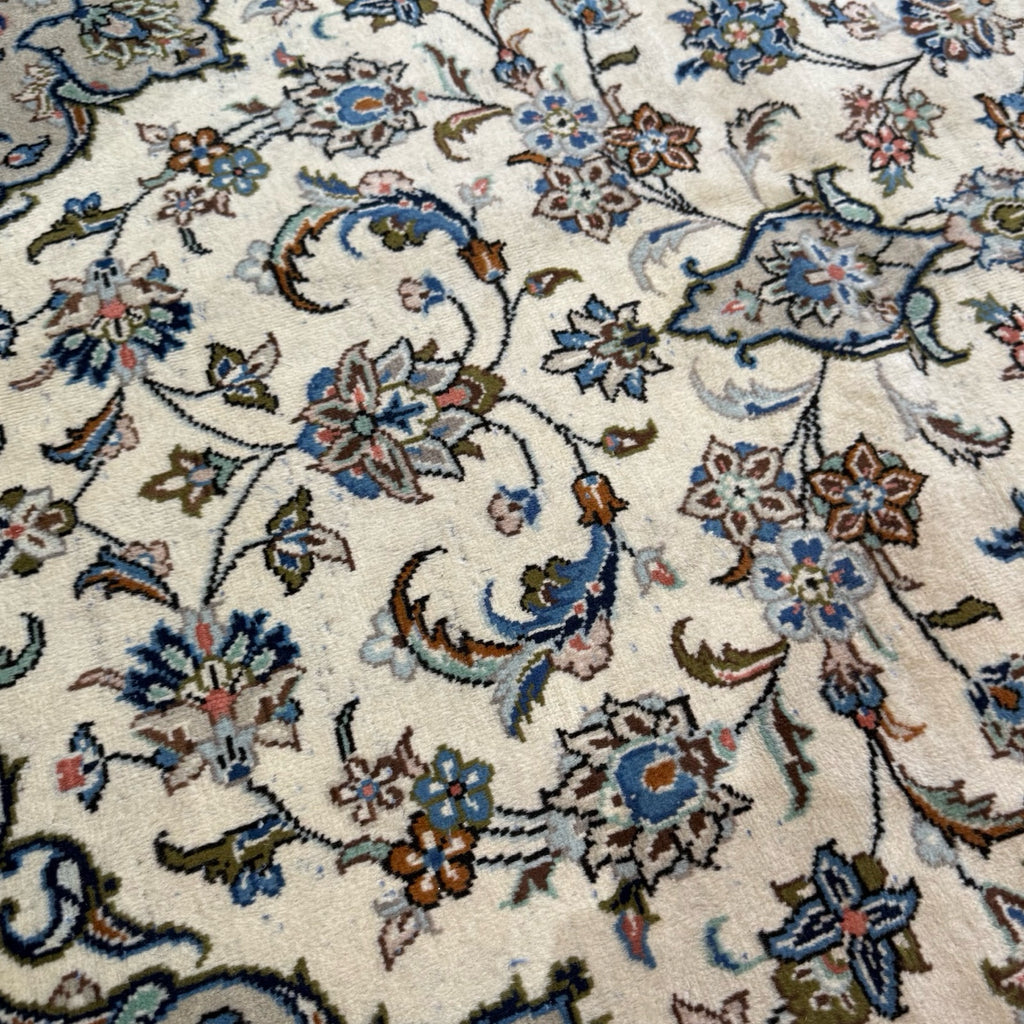 290 x 193 cm Hand Knotted Floral Persian Beige Kashan Wool Rug