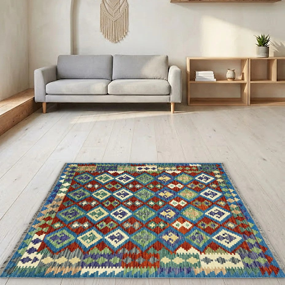 Room view: the rug on the floor of a furnished room