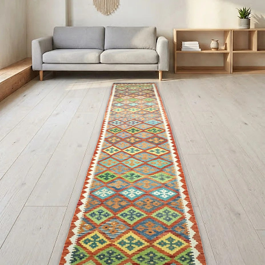 Room view: the rug on the floor of a furnished room