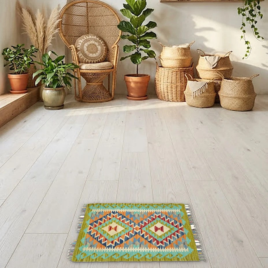 Room view: the rug on the floor of a furnished room