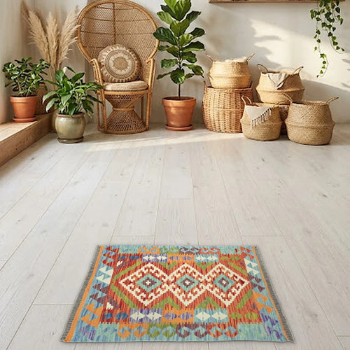 Room view: the rug on the floor of a furnished room
