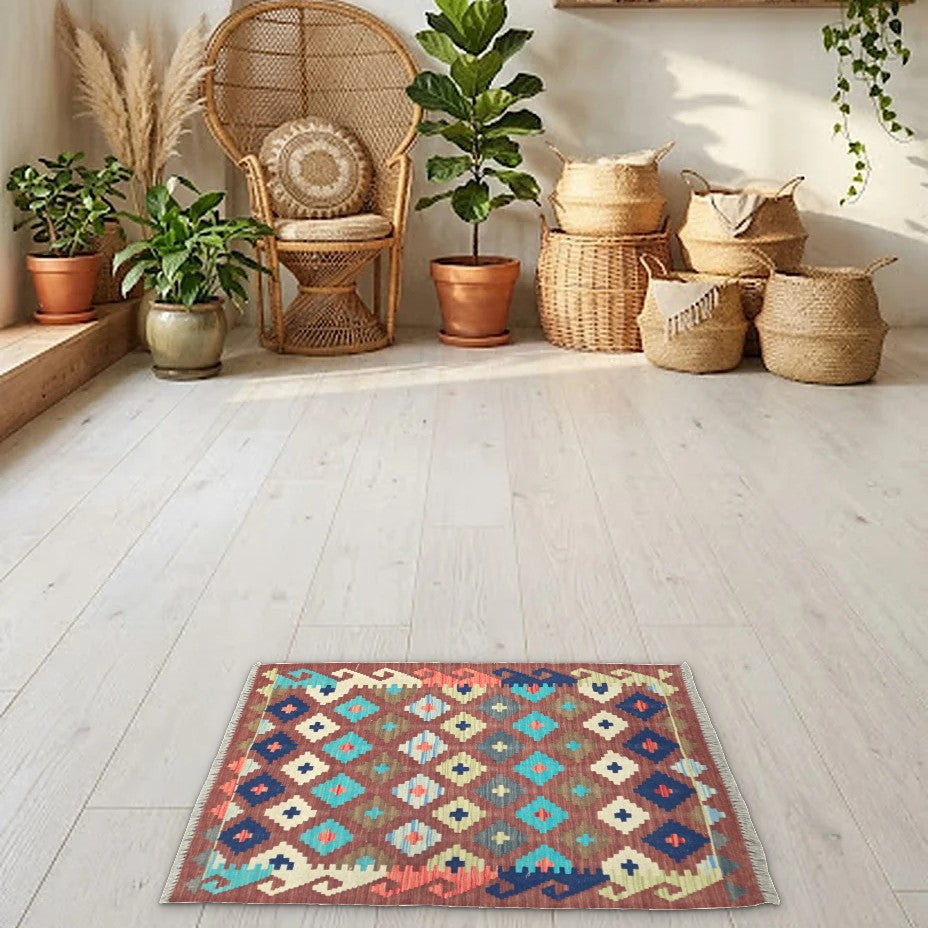 Room view: the rug on the floor of a furnished room