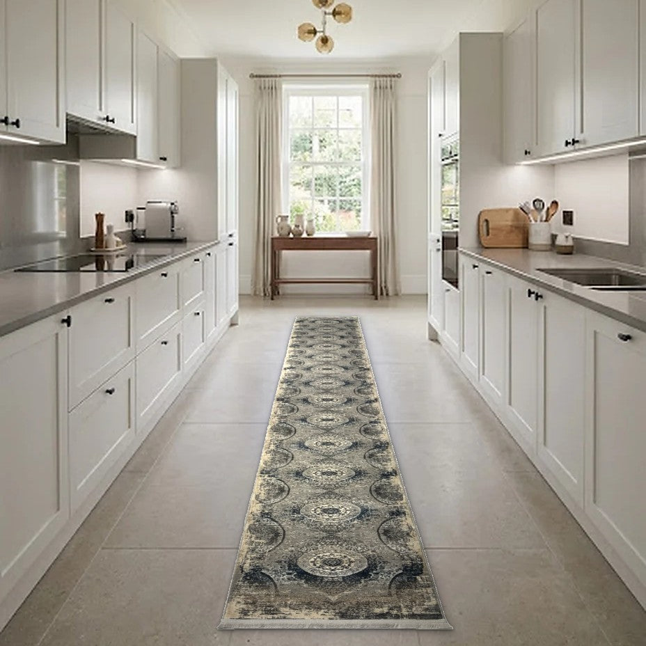Room view: the rug on the floor of a furnished room