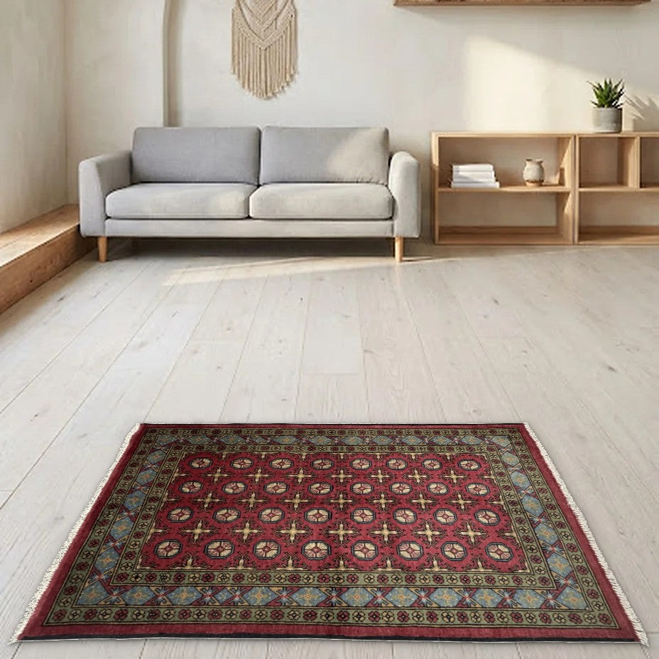 Room view: the rug on the floor of a furnished room