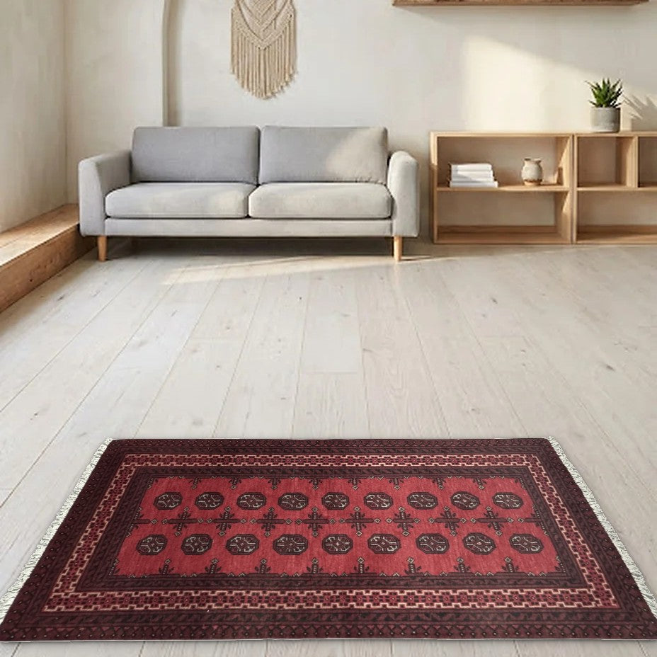 Room view: the rug on the floor of a furnished room