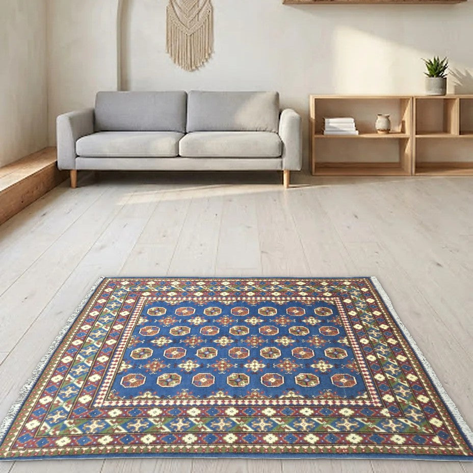 Room view: the rug on the floor of a furnished room