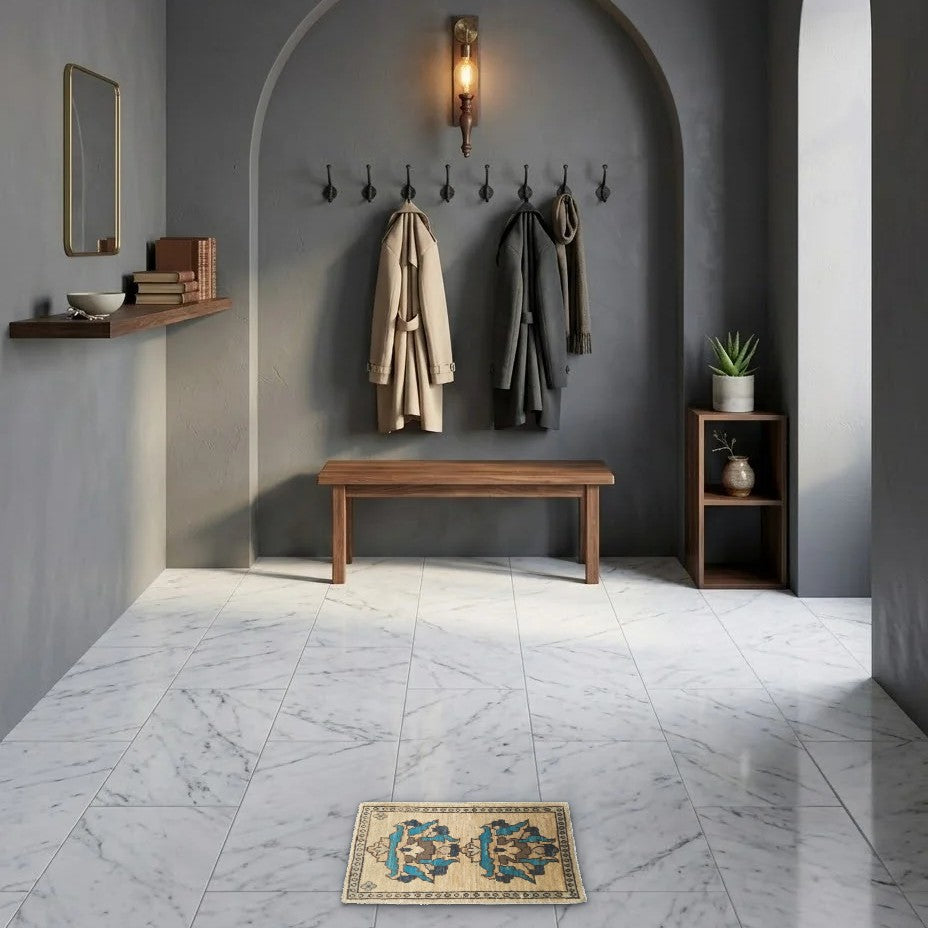 Room view: the rug on the floor of a furnished room