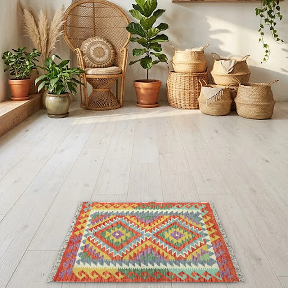 Room view: the rug on the floor of a furnished room
