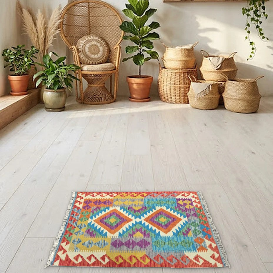 Room view: the rug on the floor of a furnished room
