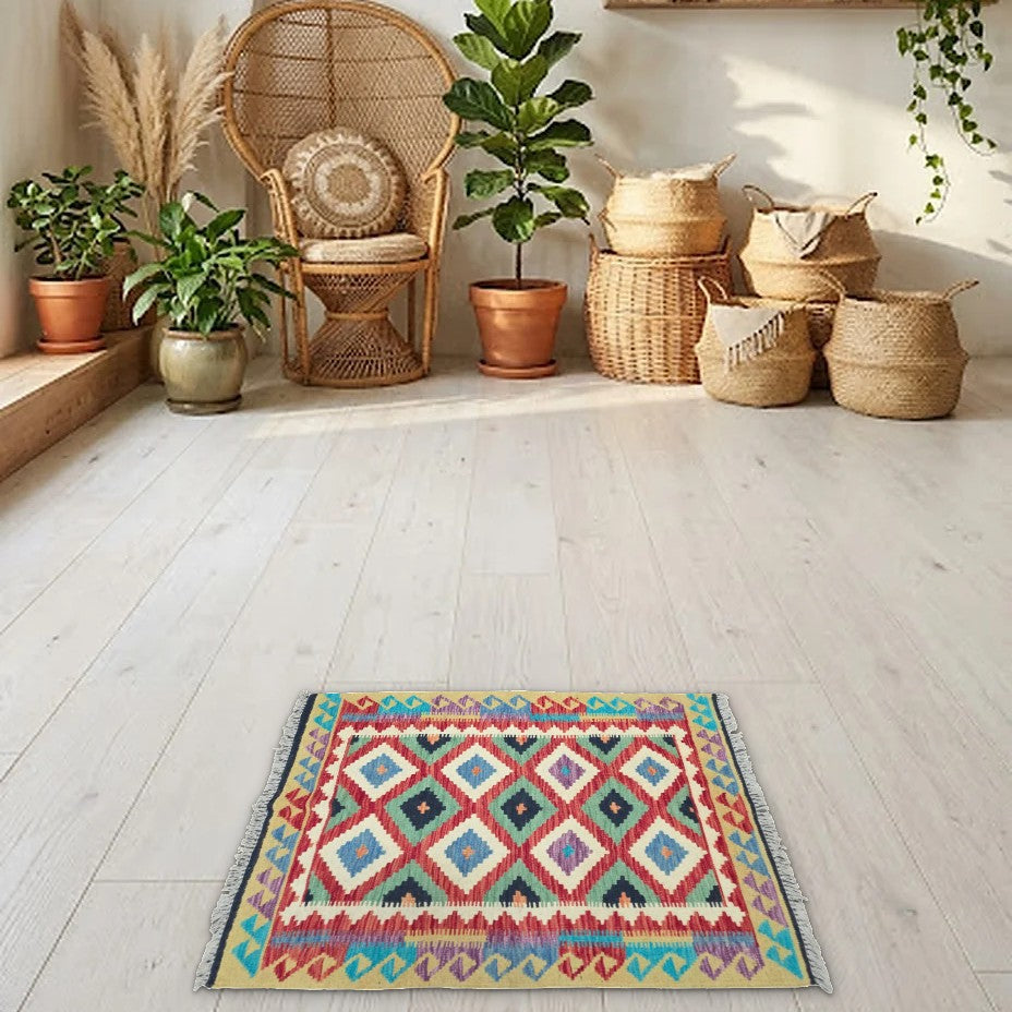 Room view: the rug on the floor of a furnished room