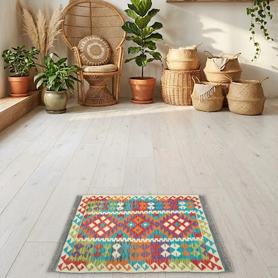 Room view: the rug on the floor of a furnished room