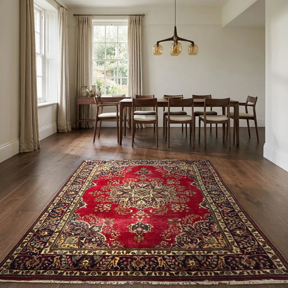 Room view: the rug on the floor of a furnished room