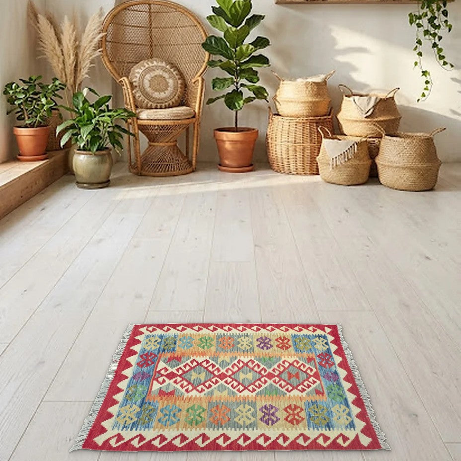 Room view: the rug on the floor of a furnished room
