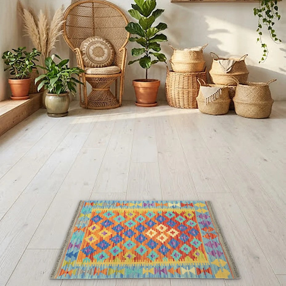 Room view: the rug on the floor of a furnished room