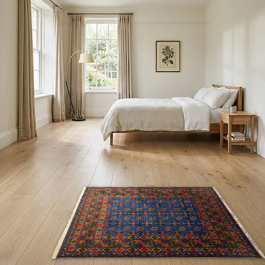 Room view: the rug on the floor of a furnished room